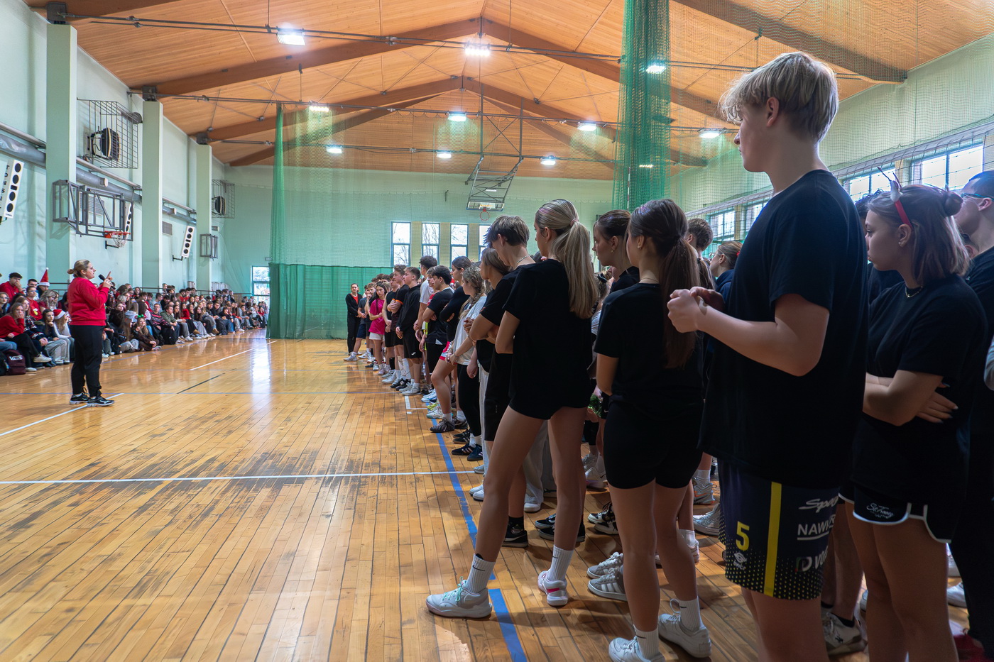 Zdjęcie Mikołajkowy Turniej Piłki Siatkowej 05.12.2025-174df00381-0996-4bd9-89e2-38d289e62d03.jpg w galerii VI Mikołajkowy Turniej Piłki Siatkowej Trójek